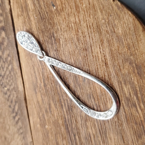 Eternity crystal twist pendant - Picture 1 of 2